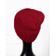 Вязаная теплая шапка красного цвета на флисе