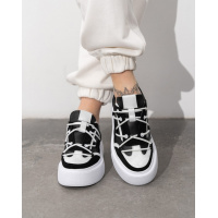 Бело-черные комбинированные кеды со шнуровкой