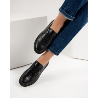 Черные низкие кеды из натуральной кожи