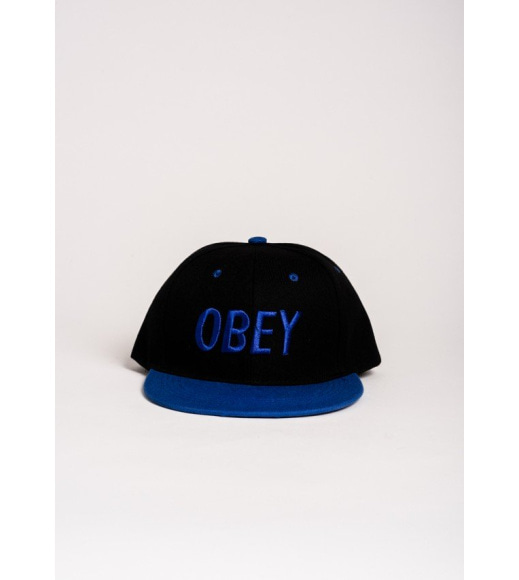 Чорна кепка з вишивкою OBEY