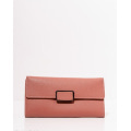 Рожевий місткий прямокутний гаманець