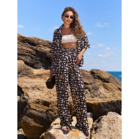 Шелковый брючный костюм с орнаментом