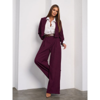 Вельветовый брючный костюм цвета бургунди