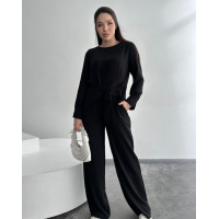 Черный свободный костюм из текстурированного крепа