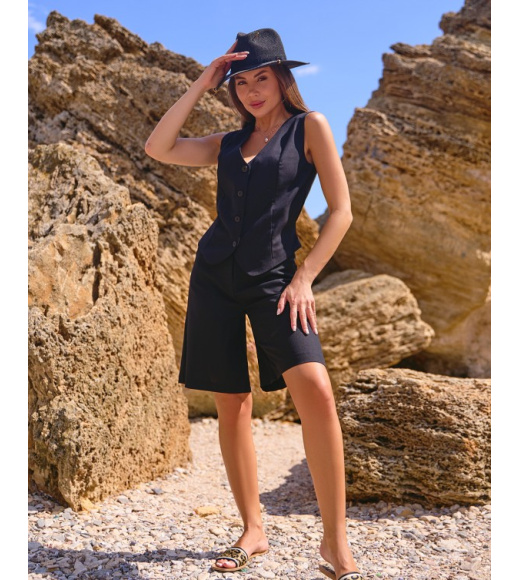 Черный льняной костюм с шортами бермудами