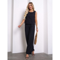 Черный брючный костюм из текстурированного льна