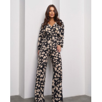 Черно-бежевый костюм-кимоно с принтом