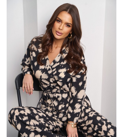 Черно-бежевый костюм-кимоно с принтом