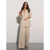 Светло-бежевый классический костюм в полоску