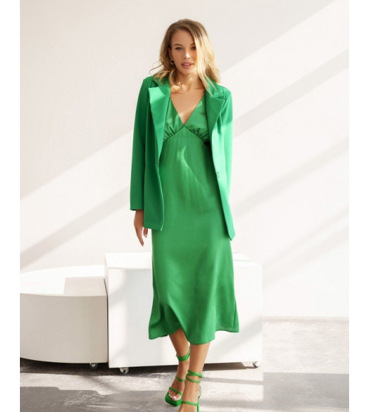 Зеленое платье-комбинация с жакетом