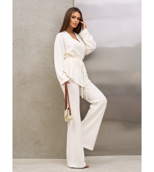 Молочный ангоровый костюм кимоно с брюками клеш