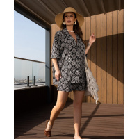 Черный свободный костюм с рубашкой и шортами