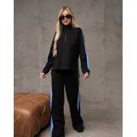 Черный ангоровый костюм с голубыми лампасами