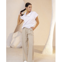 Бежево-белый хлопковый брючный костюм с блузой