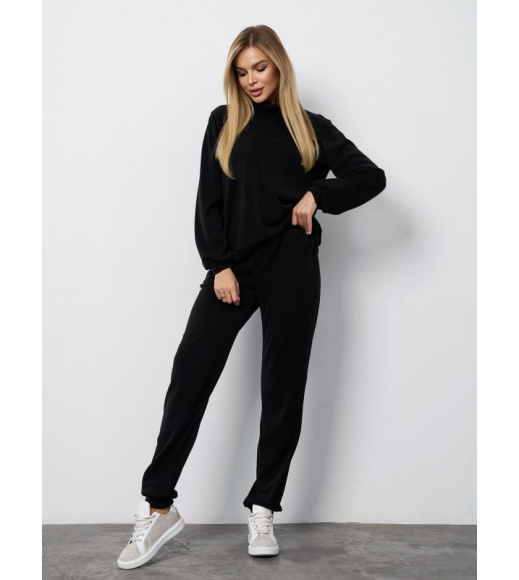 Ангоровый брючный костюм черного цвета