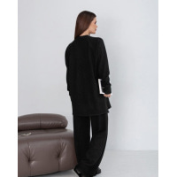 Черный ангоровый костюм с кофтой и широкими штанами