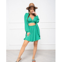 Зеленый костюм тройка с юбкой