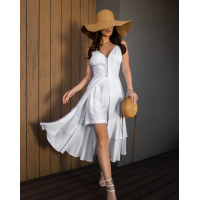 Льняной белый костюм со шлейфом