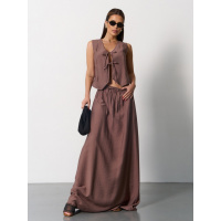 Коричневый льняной костюм с жилеткой