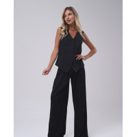 Черный брючный костюм с жилетом