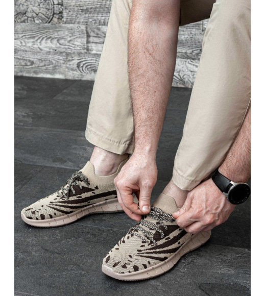 Бежеві текстильні кросівки зі шнурками
