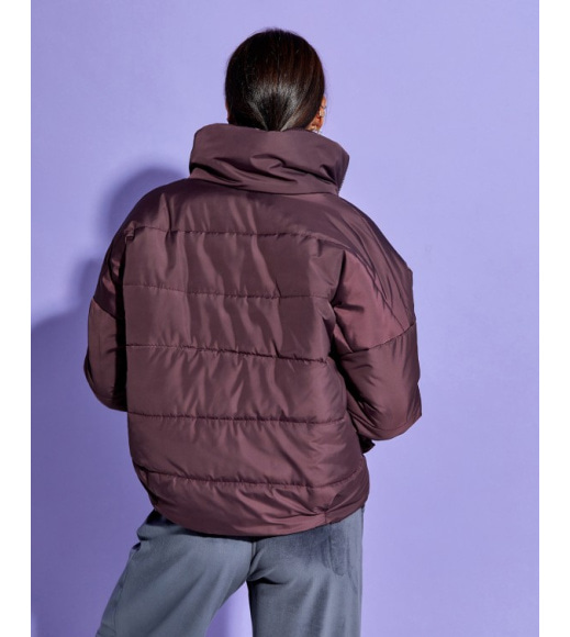 Фиолетовая демисезонная короткая куртка на молнии