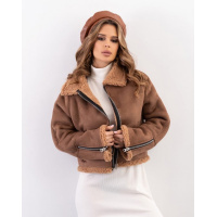 Коричневая короткая дубленка на молнии Коричневая короткая дубленка на молнии