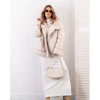 Бежевая замшевая дубленка на меху Бежевая замшевая дубленка на меху