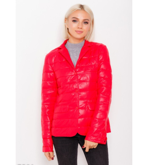 Красная однотонная стеганая куртка с воротником