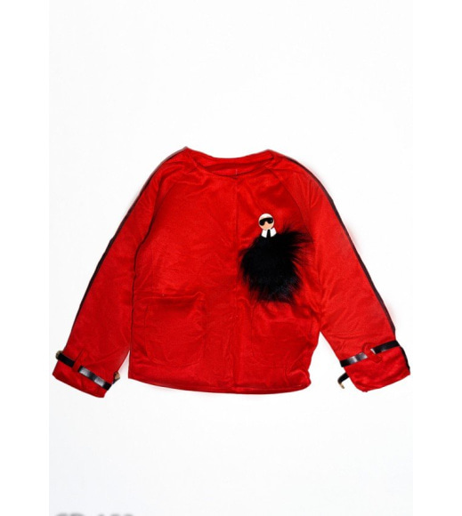 Красная демисезонная куртка из эко-замши с оригинальной брошкой