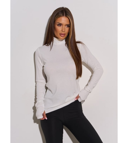 Молочная утепленная водолазка с вырезами для пальцев