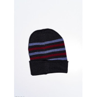 Черно-бордовая теплая шапка на флисе с вышивкой на подвороте