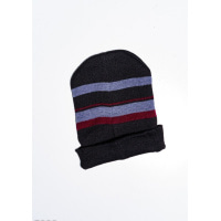 Сиренево-бордовая теплая шапка из шерсти на флисе с подворотом