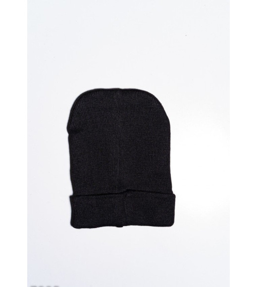 Чорна шапка на флісі з вишивкою на подвороте