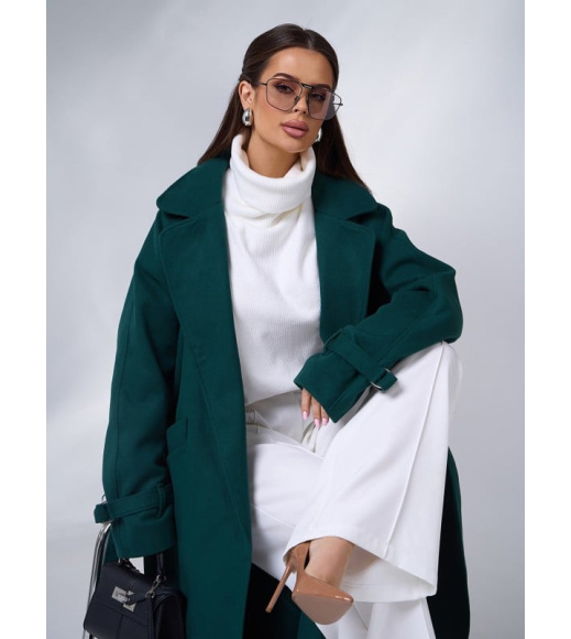 Темно-зеленое удлиненное пальто с боковыми разрезами