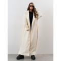Молочное длинное кашемировое пальто с разрезами