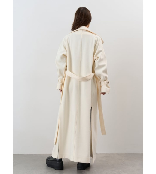 Молочное длинное кашемировое пальто с разрезами