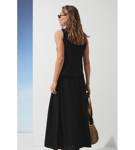 Черный женский жилет Seventeen 2274.6316