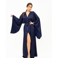 Темно-синее шелковое длинное платье-халат на запах