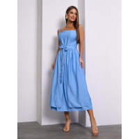 Голубой льняной сарафан кроя на запах