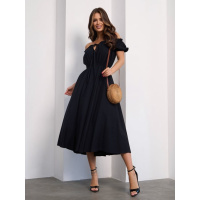 Льняное черное платье с открытыми плечами