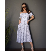 Белое ретро платье с боковым разрезом