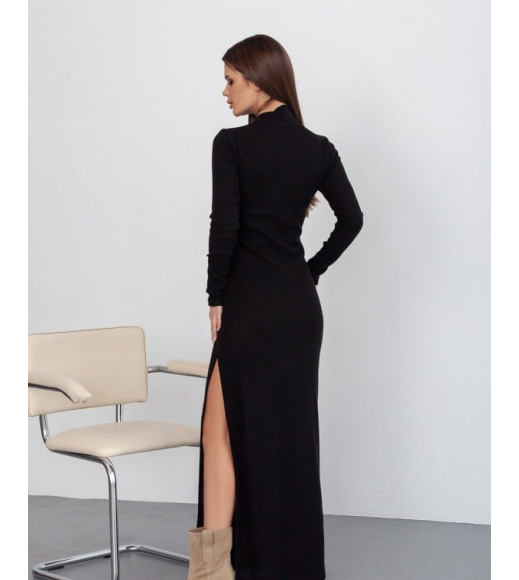 Чорна довга сукня-гольф з ангори з боковим розрізом