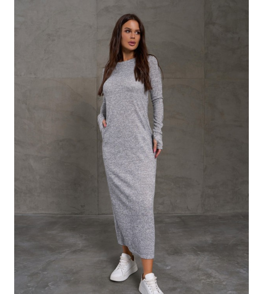 Длинное ангоровое платье светло-серого цвета