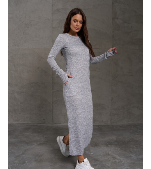 Длинное ангоровое платье светло-серого цвета