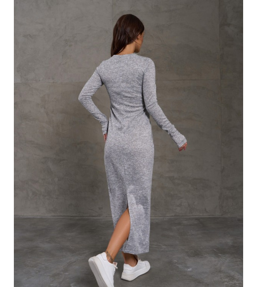 Длинное ангоровое платье светло-серого цвета