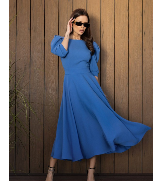 Синє плаття з декоративною спинкою