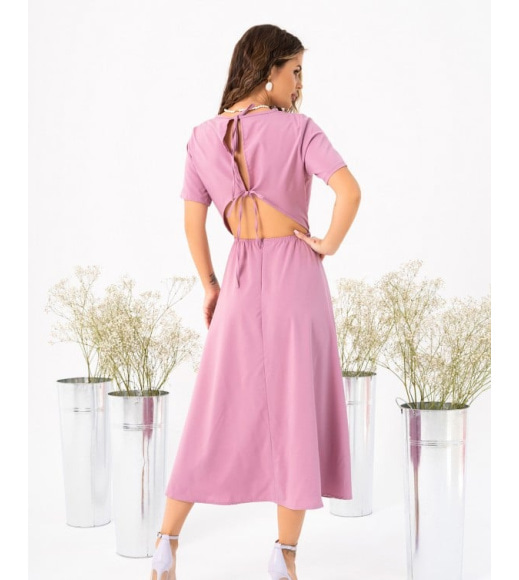 Рожеве плаття з розрізом та вирізом на спині
