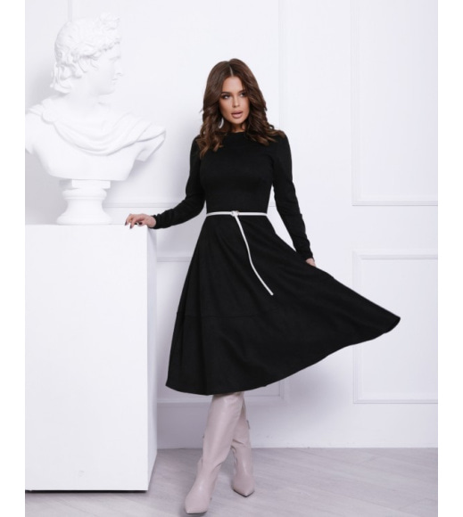 Черное замшевое классическое платье