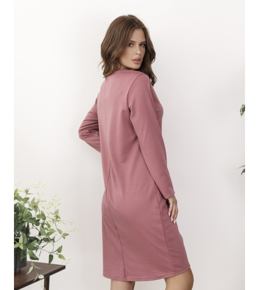 Темно-розовое асимметричное трикотажное платье